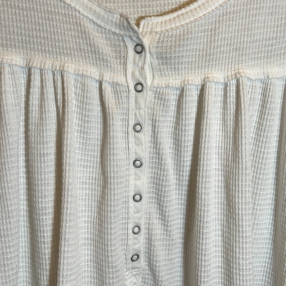 Free People We The Free White Waffle Shirt - Picture 3 of 10